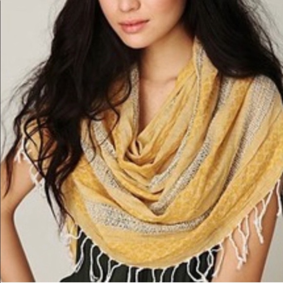 Free People Raggy Desert Scarf/Beach CoverUp in Grey - Picture 9 of 9